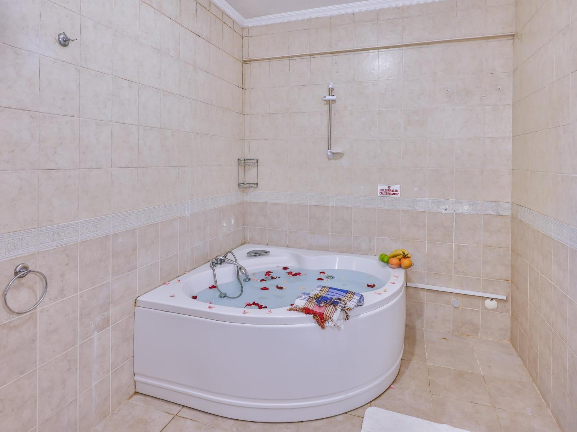 Afyon Dundar Thermal Villa Afyonkarahisar Bagian luar foto